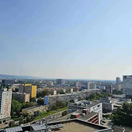 Lägenhet Amazing View-18th Floor-2 Bedrooms Flat - Free Parking Bratislava
