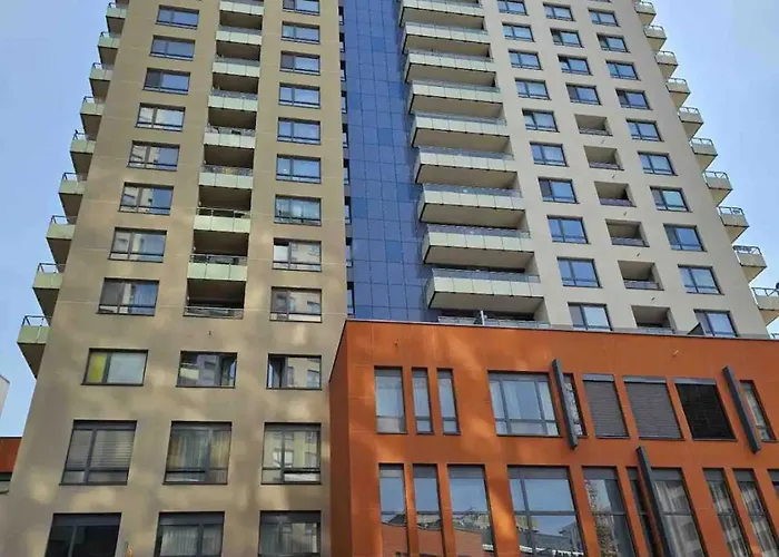 Amazing View-18th Floor-2 Bedrooms Flat - Free Parking * براتسيلافا