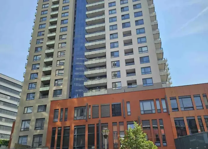 アパート Amazing View-18th Floor-2 Bedrooms Flat - Free Parking *