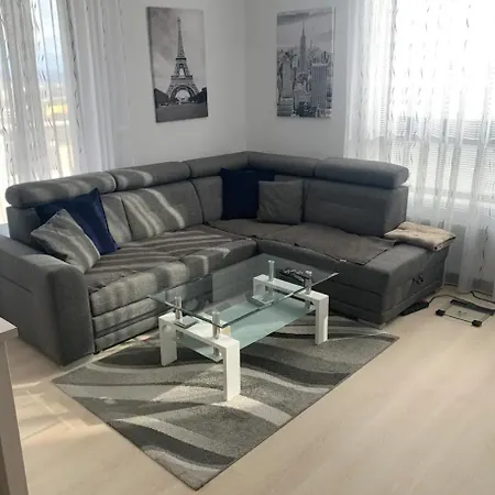 Amazing View-18th Floor-2 Bedrooms Flat - Free Parking