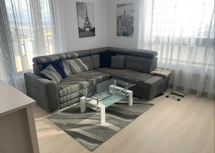 Amazing View-18th Floor-2 Bedrooms Flat - Free Parking